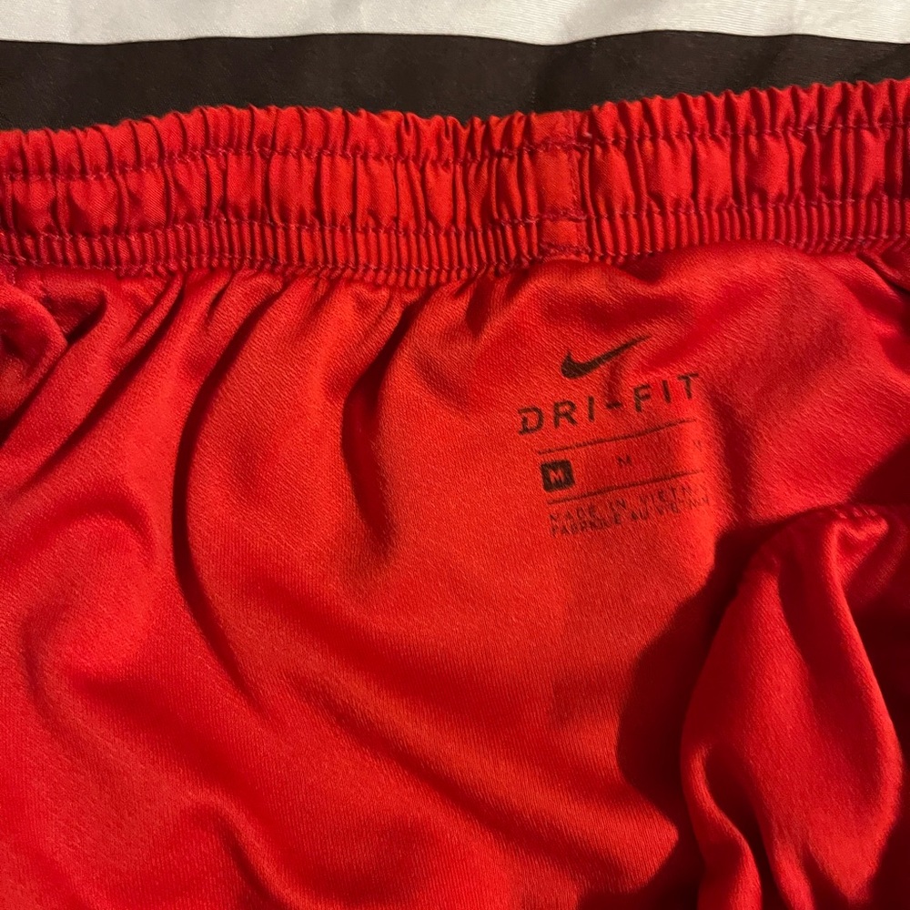 (4) Euc Nike Bundle Size Medium - image 7